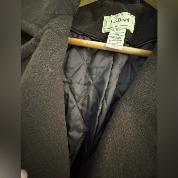 L.L.Bean Classic Lambswool Pea Coat - Picture 6 of 11